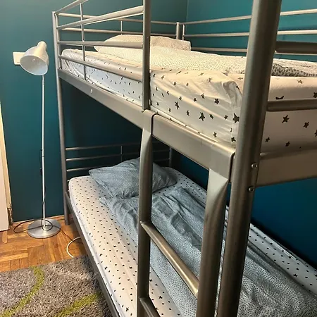 Hostel 4 Couples